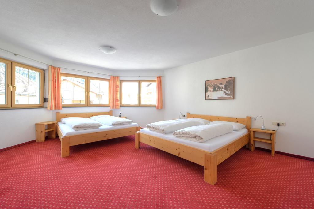 Appartement Strolz Schnann Zimmer foto