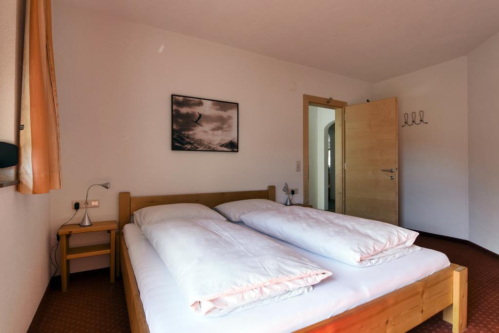 Appartement Strolz Schnann Zimmer foto