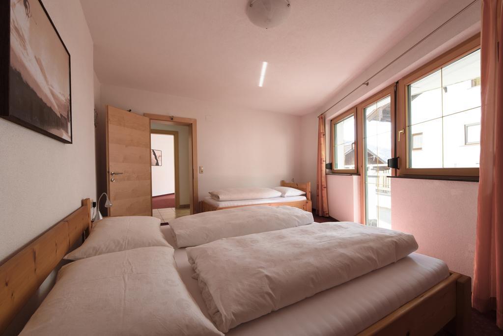 Appartement Strolz Schnann Zimmer foto
